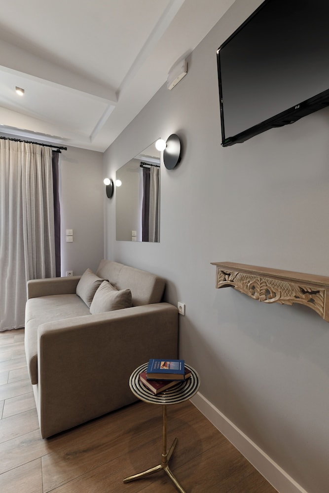 Nival Luxury Suites