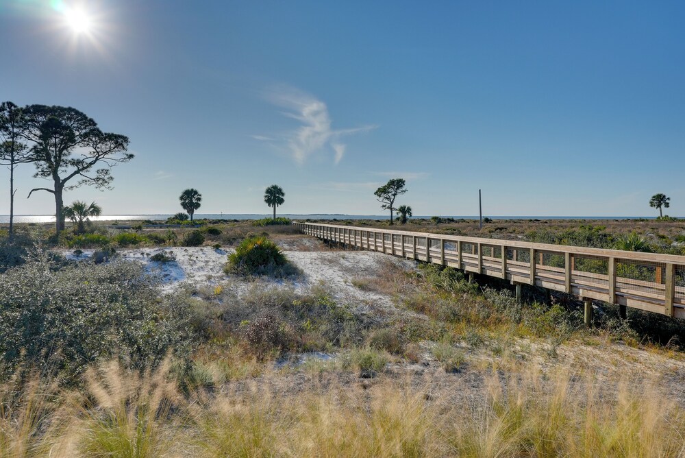 Walk to the Beach: Stylish Home in Port St Joe!