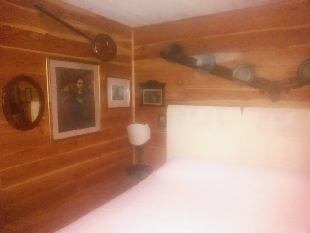 Maison Biselli en Tende — hotel room