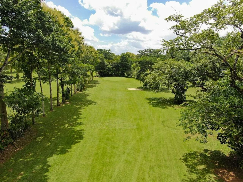 Roaring River Resort