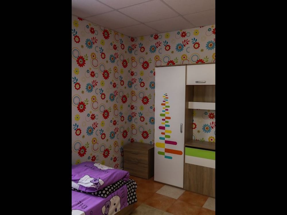 Lovely Bungalow in Pretty Area Place view 5