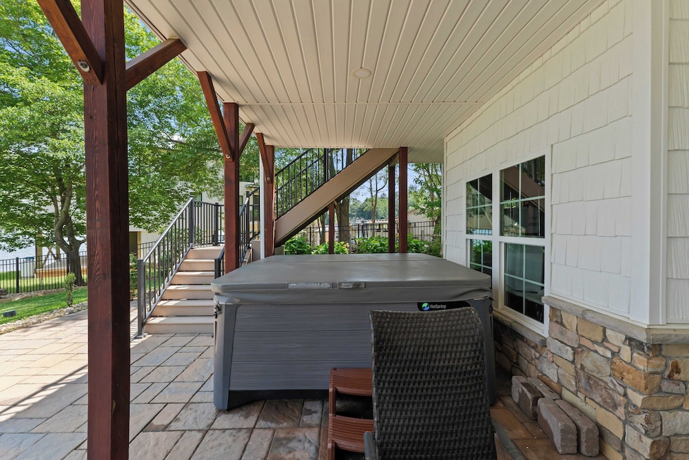 Spacious Waterfront Home on Lake Norman With Firepit, Views, and Dock Access