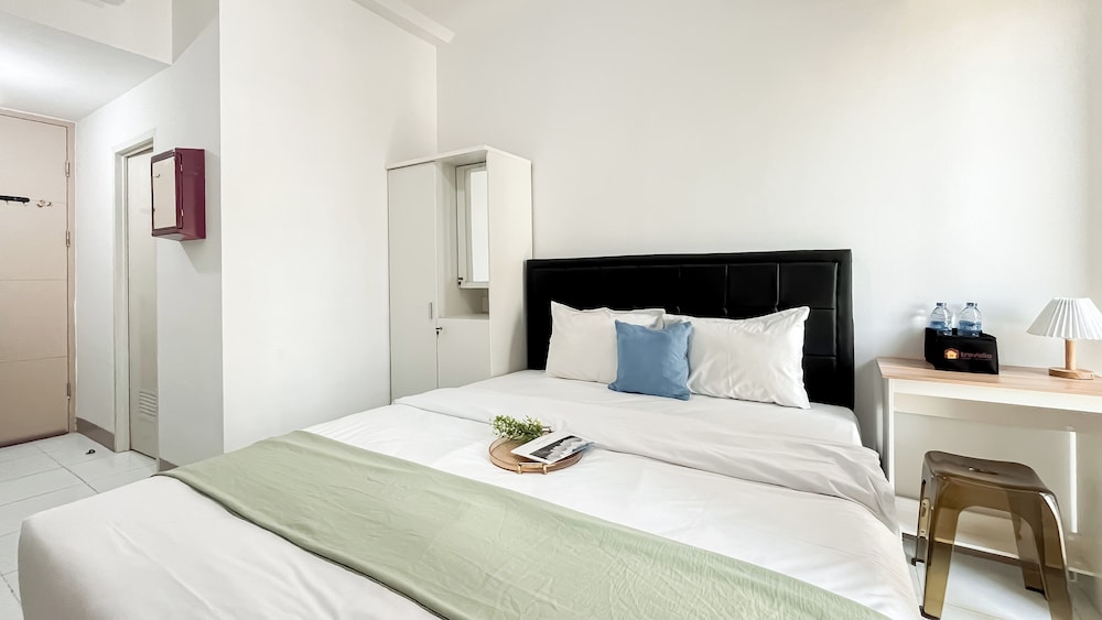 Comfort Studio At Tokyo Riverside Pik 2 Apartment