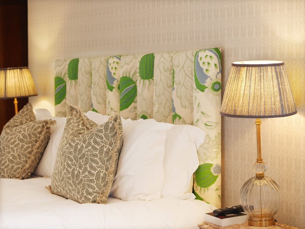 Guildford Vacations - The Drummond at Albury - Property Image 6