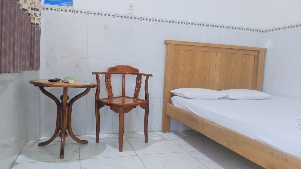 OYO 1131 Truc Lam view 5