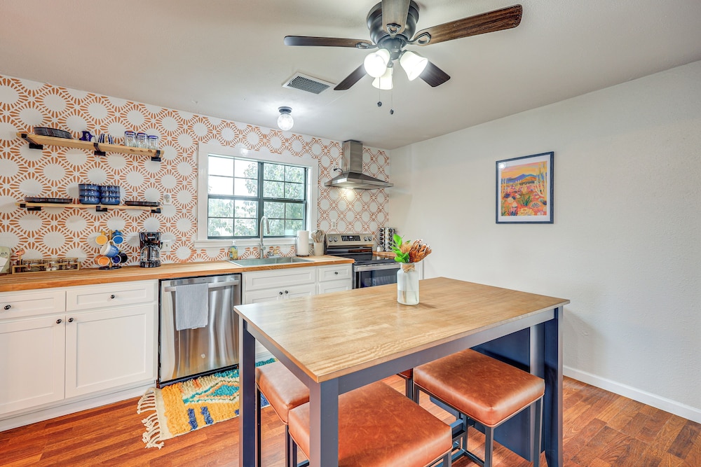 Walk to Main Street: Cottage w/ Deck in Bandera!