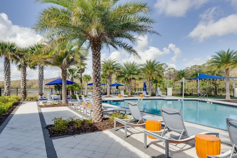 Magical 15-bedroom Villa Game Room, Theater & More!