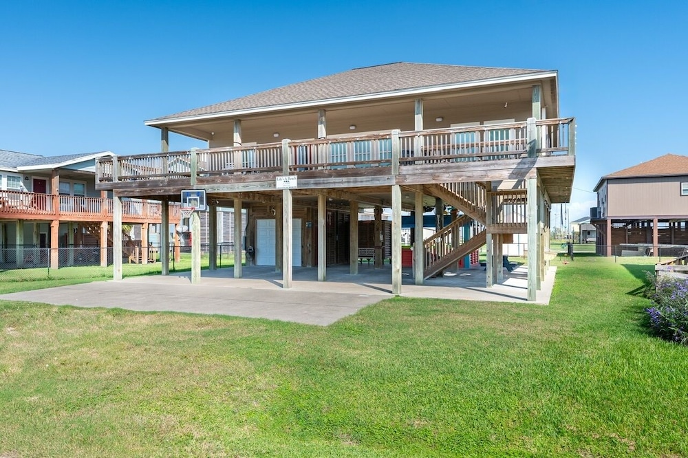 Life's A Beach 3 Bedroom Home