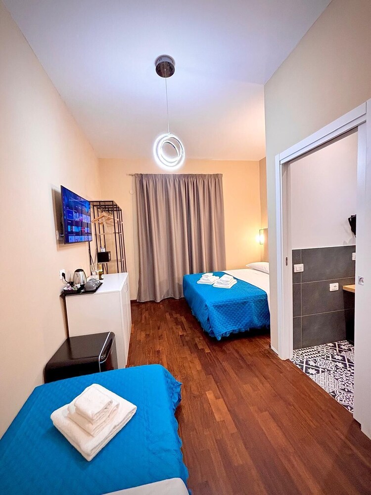 Le vie di San Pietro guest house