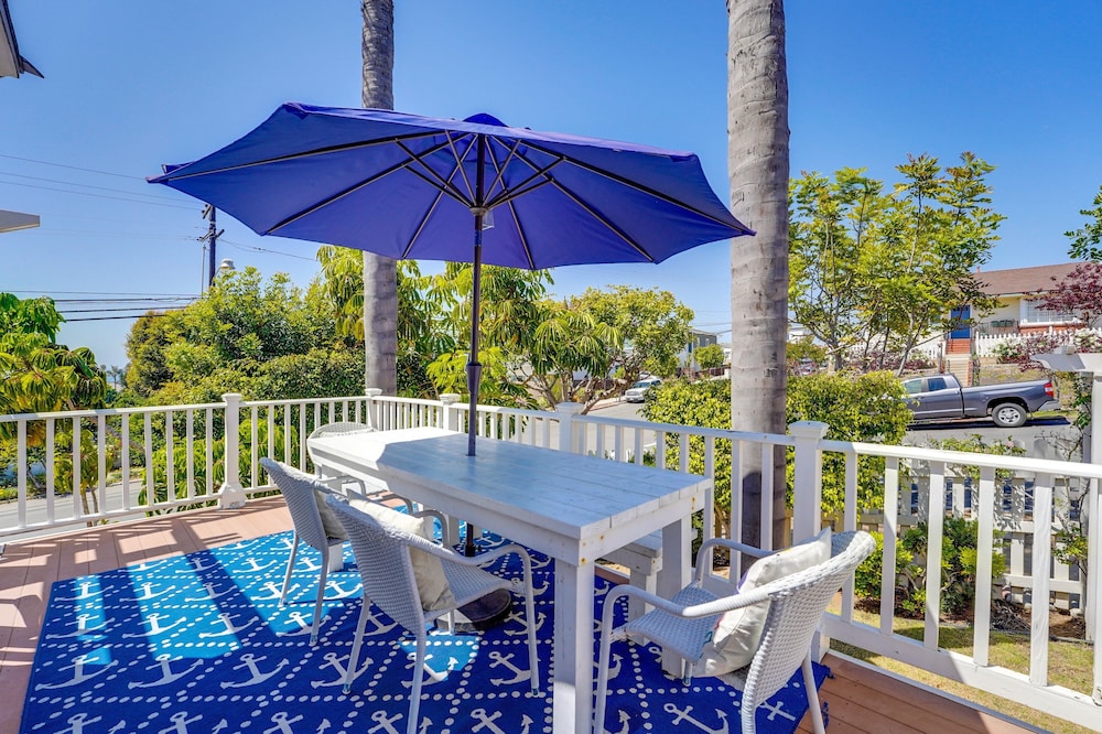 Coral Cottage