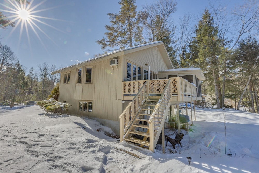 Scenic White Mountains Retreat 4 Bedroom Home