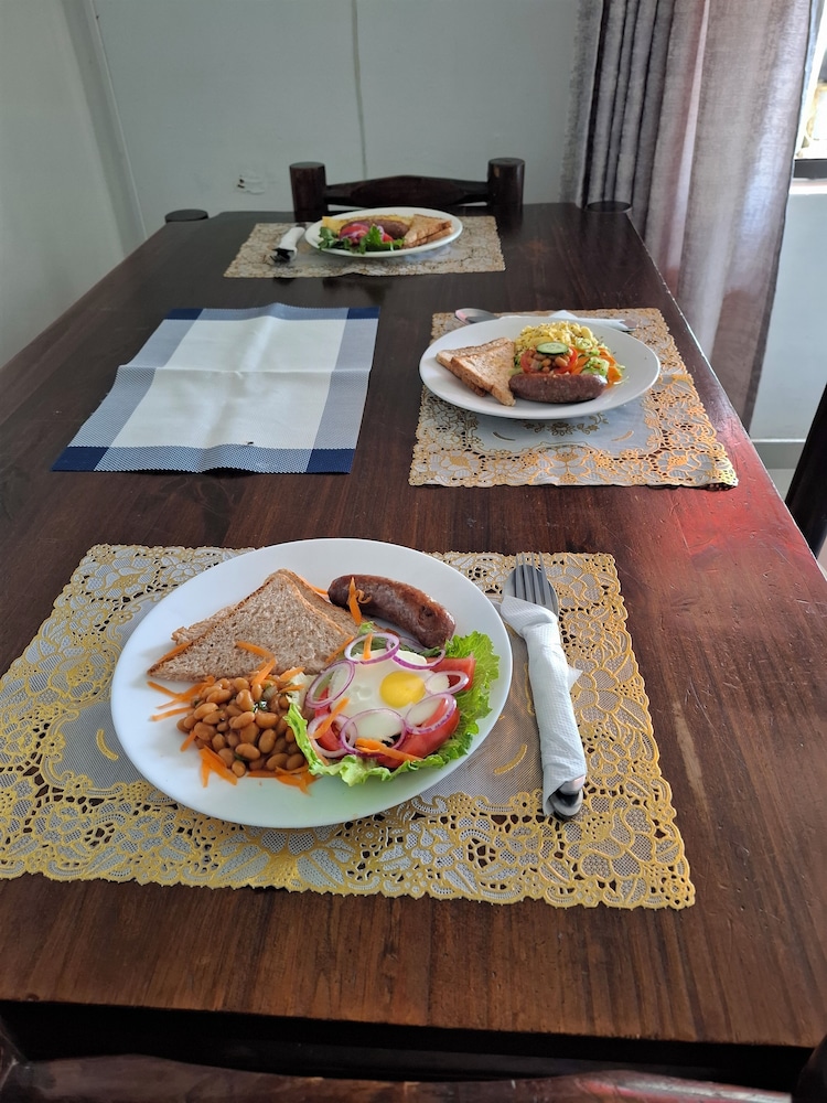 Shalakwe Hills-Inn Guesthouse