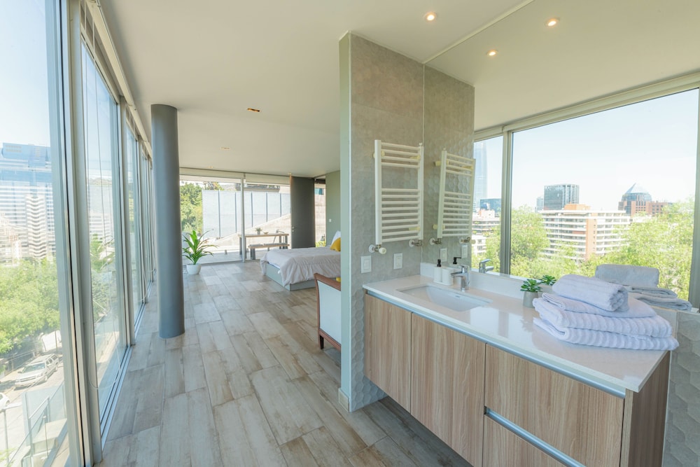 Oceana Suites Casa Las Condes