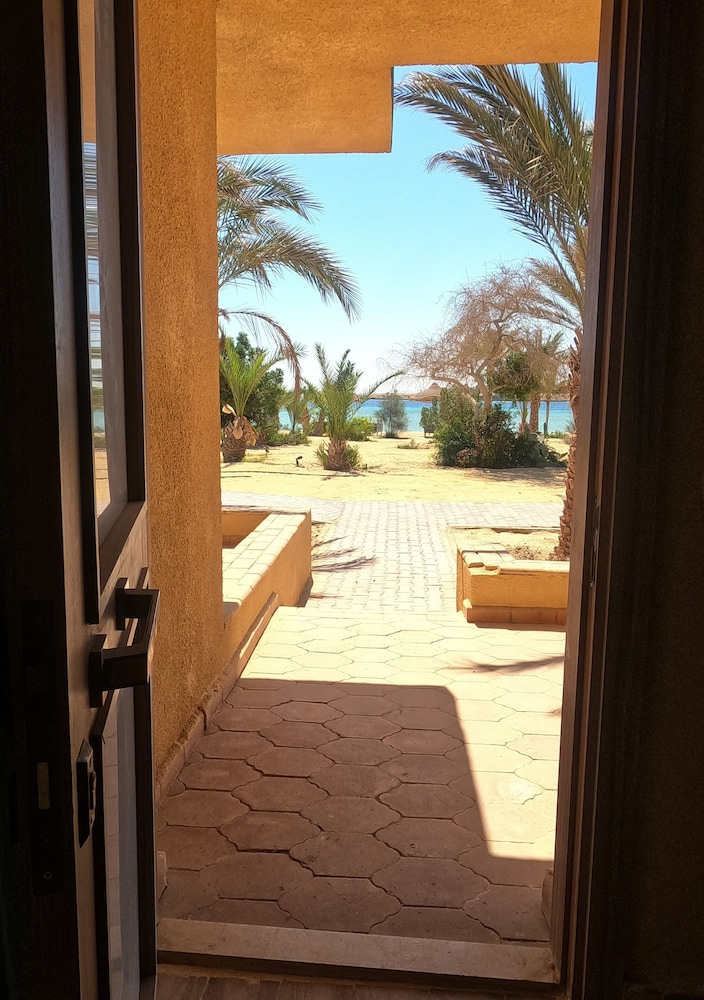 Mangrove Bay Resort