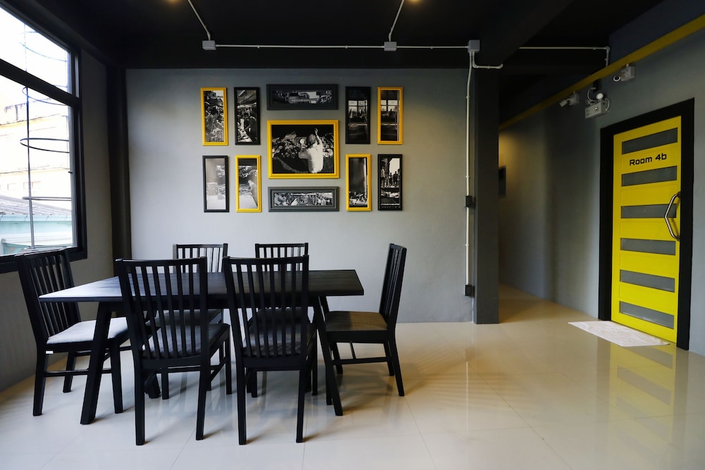 Room 22 Hostel