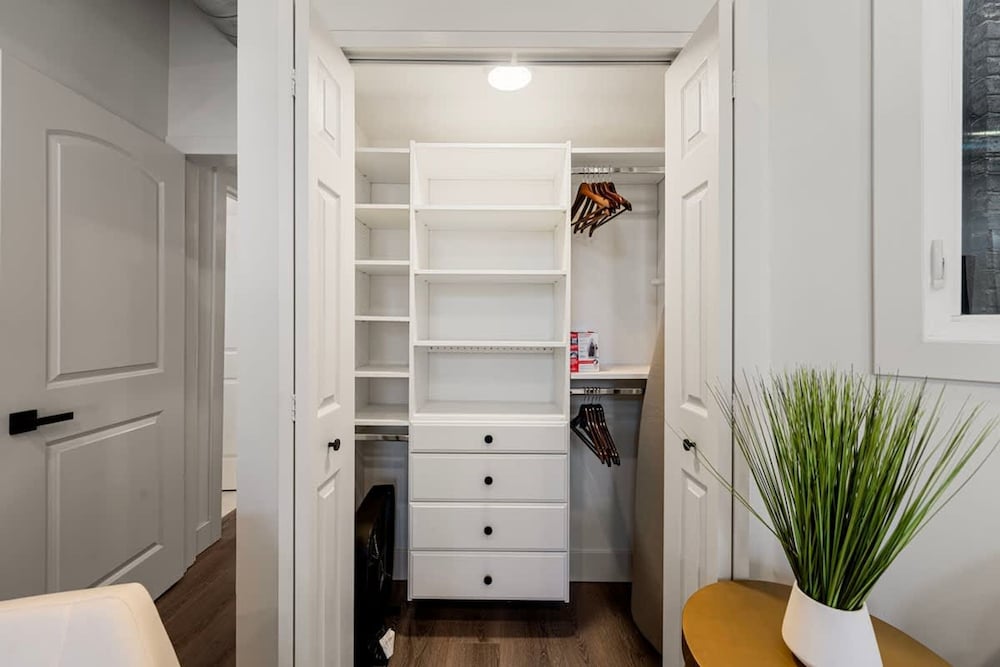 Luxury 2BR Condo in Wicker Park