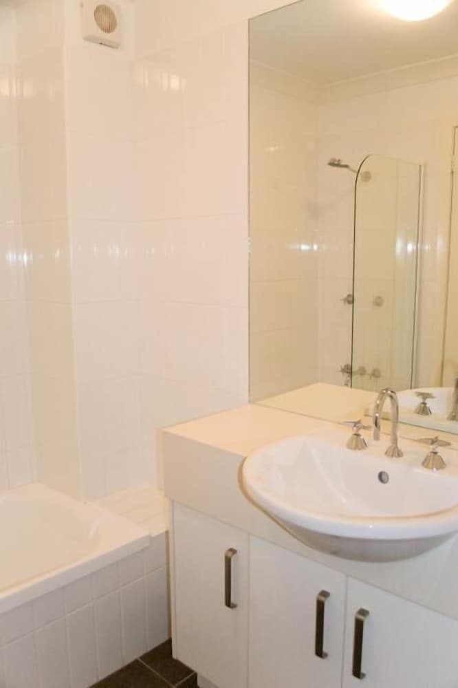 Seaspray Apartments
