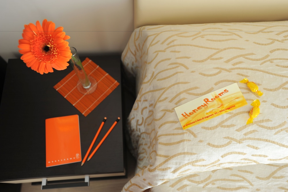 Honey Rooms