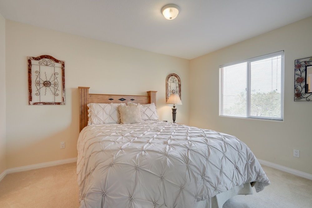 Mesquite Vacations - Mesquite Condo w/ Pool  Spa Access, Near Casinos! - Property Image 4