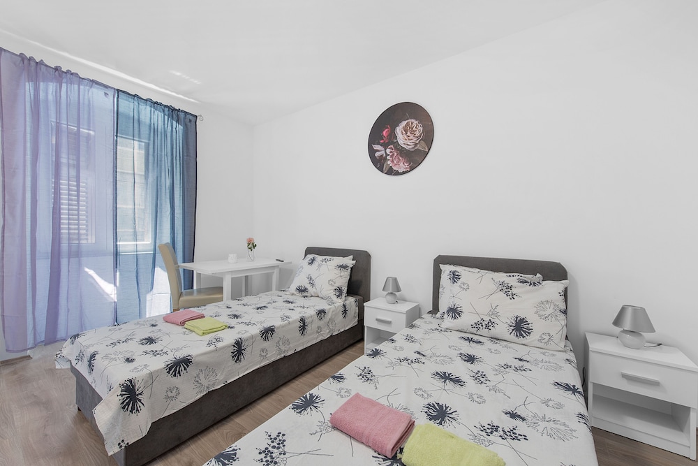 Pomerio apartments view 3