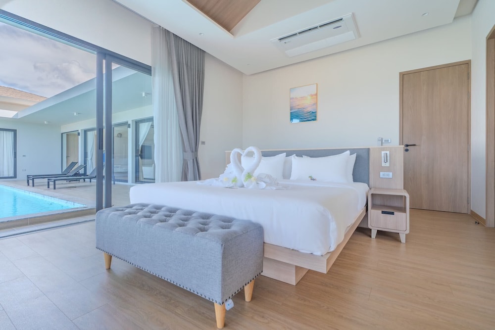 The Salin Seaview Villas