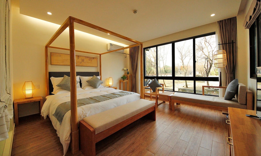 Jiaxing West Cottage