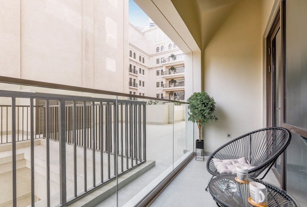 Manzil - 1BR | Creek Beach | Lagoon Access