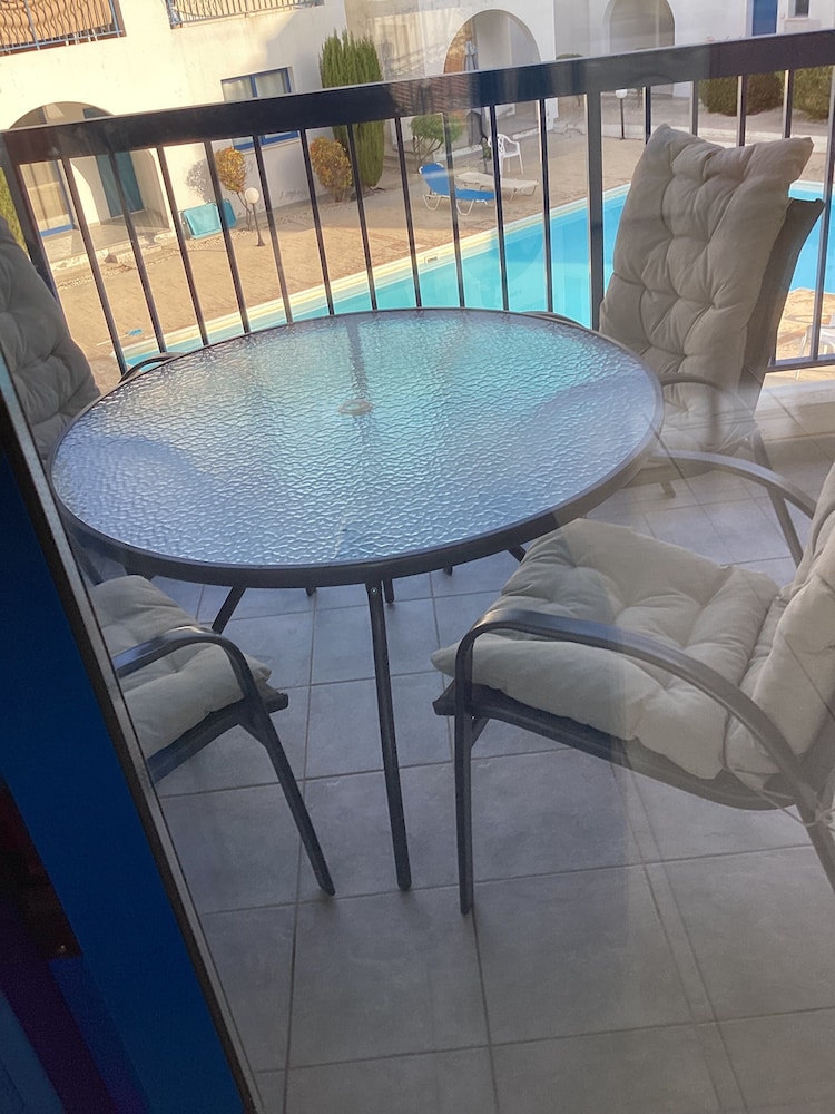 Paphos Blue Tasteful Apartment Complex Pool View