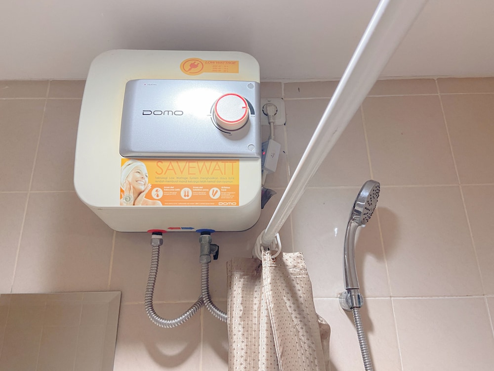 Best Deal 1Br Apartment Parahyangan Residence