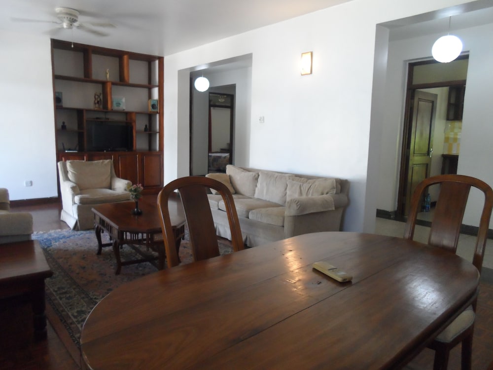 Upanga B&B - UN Road