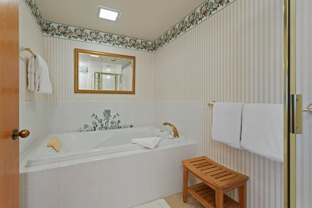 Stag Lodge at Deer Valley Resort - Three Bedroom Residence with Spa #5 3 Condo