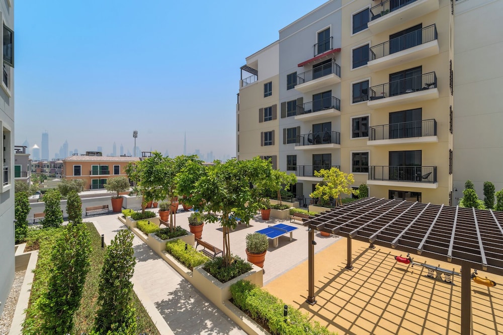 1BR La Sirene Waterfront Escape