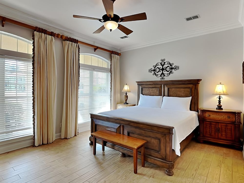 Sea Shell Retreat view 5