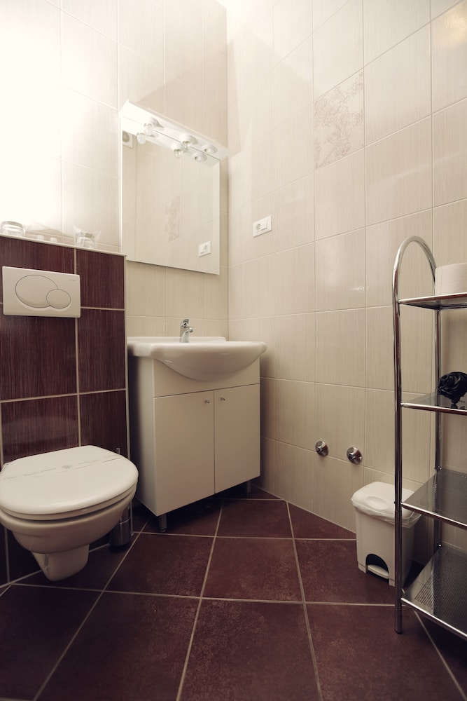 Apartments Vila Adrijana and Fitness Studio Wolf