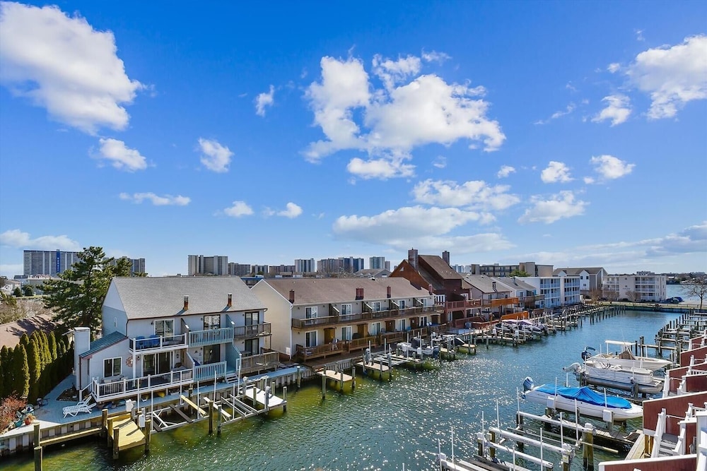 Harbour Bay 23