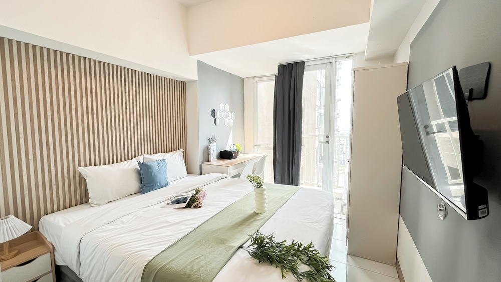 Nice Studio Near Tokyo Hub At Tokyo Riverside Pik 2 Apartment