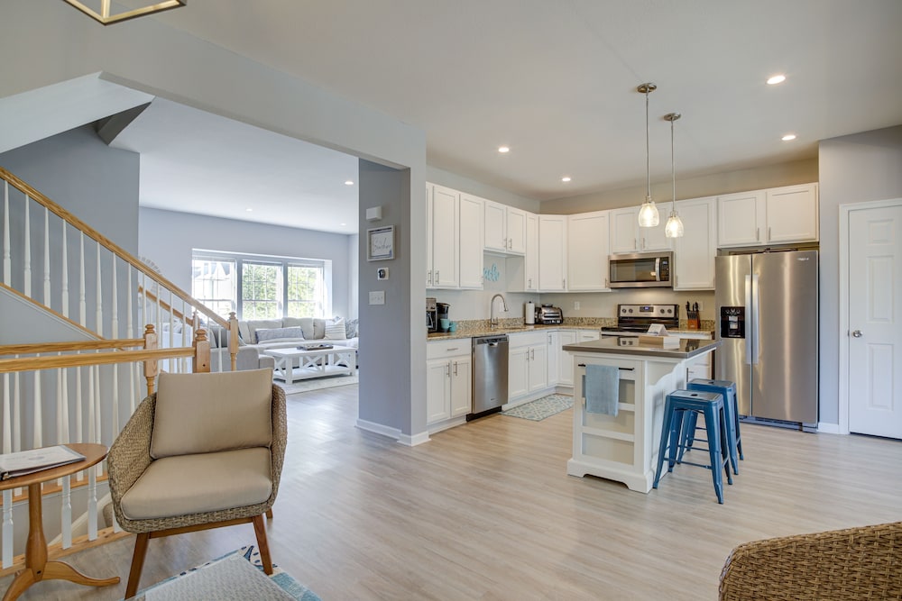 Millville Abode - Dock & Pool Access, Near Beaches view 5