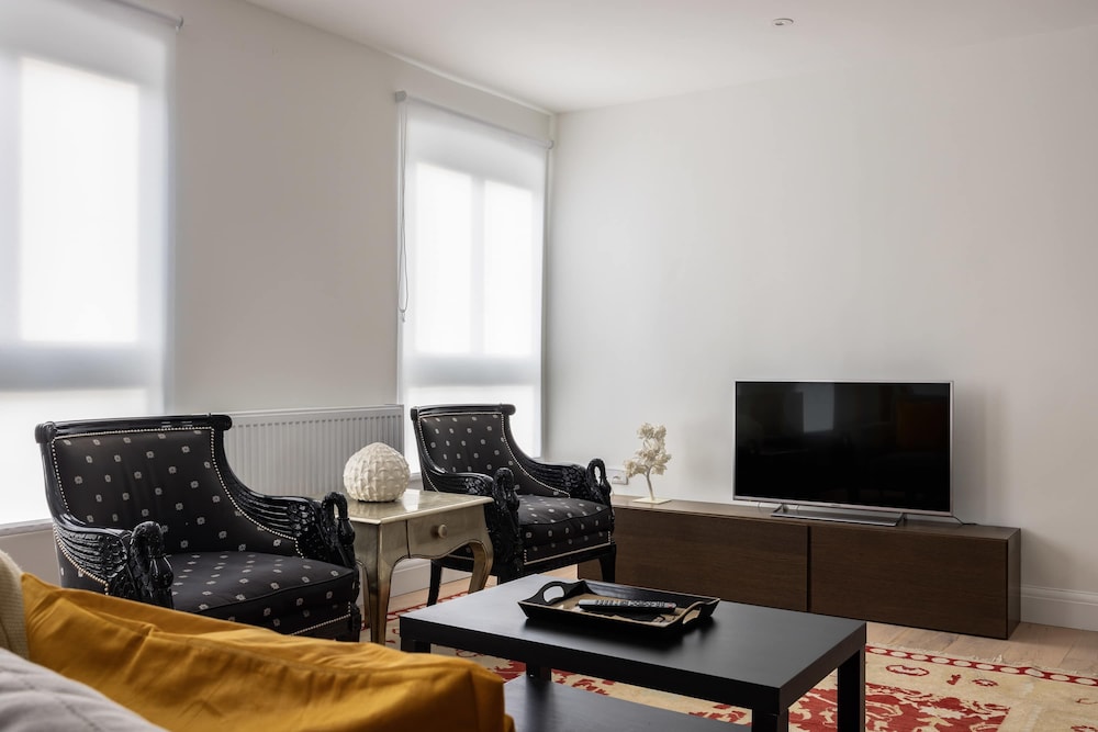 The Kensington Retreat