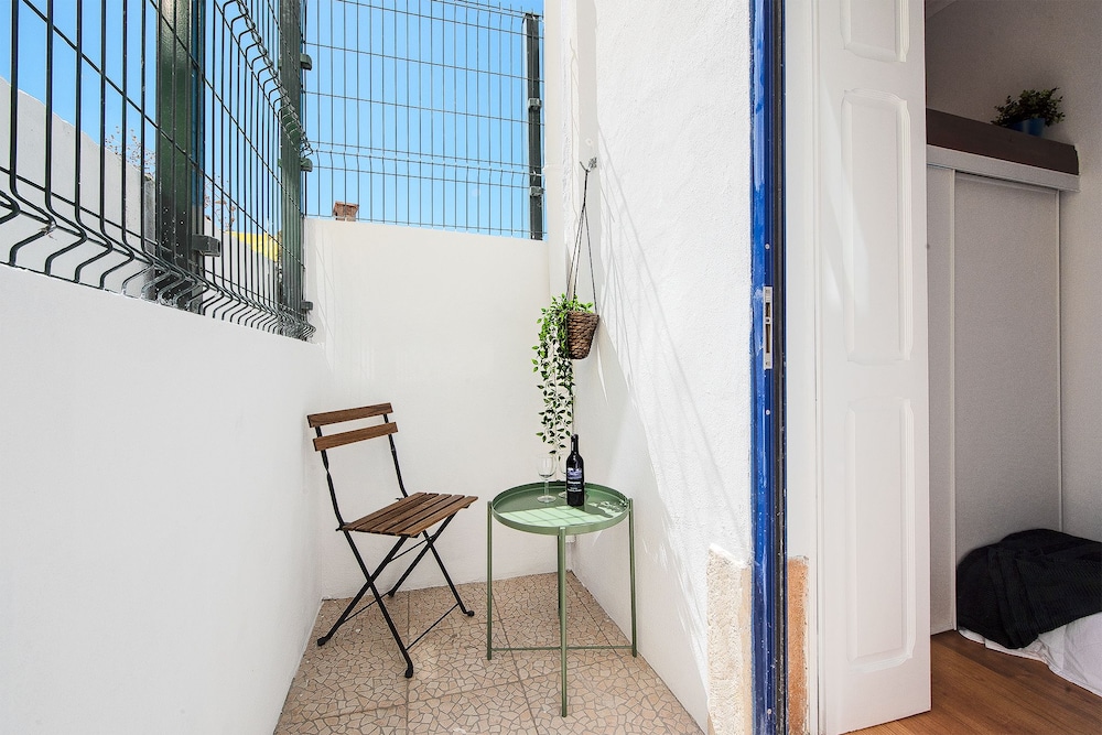 Graça Charming Come and Enjoy Lisbon