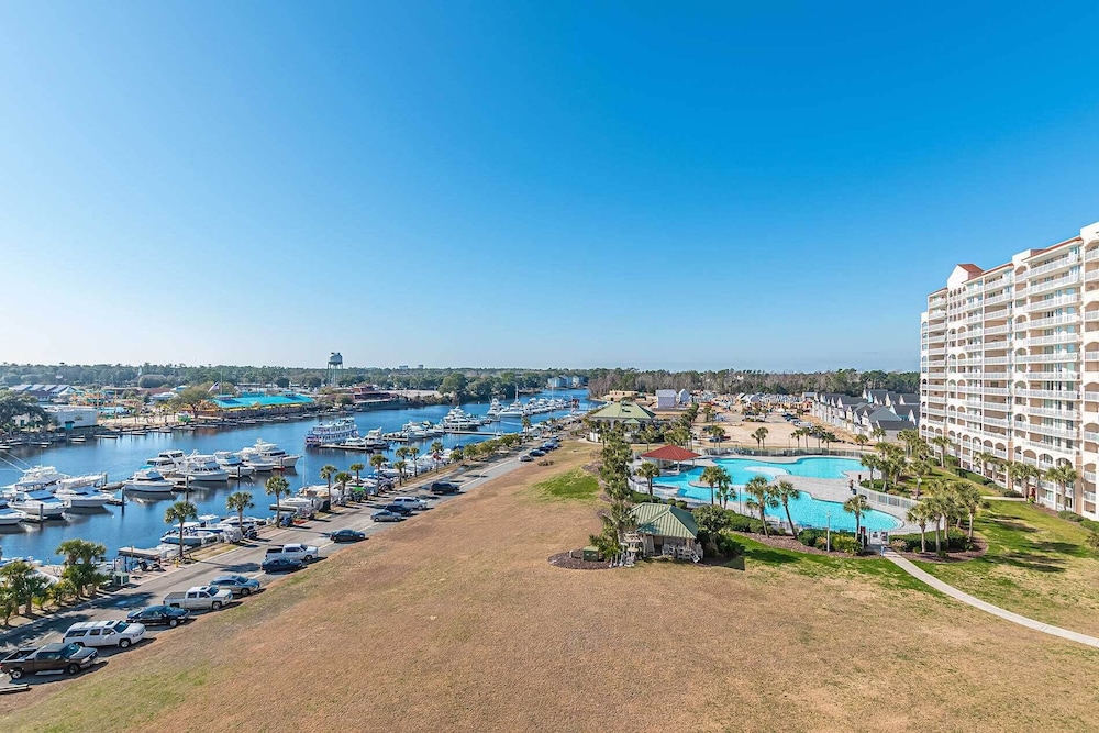 Resort Pool & Golf: Centrally Located NMB Retreat!
