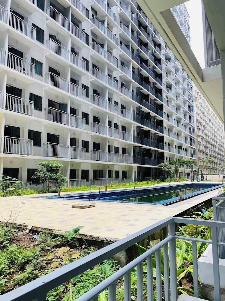 Shore 3 Unit 252 Tower 1