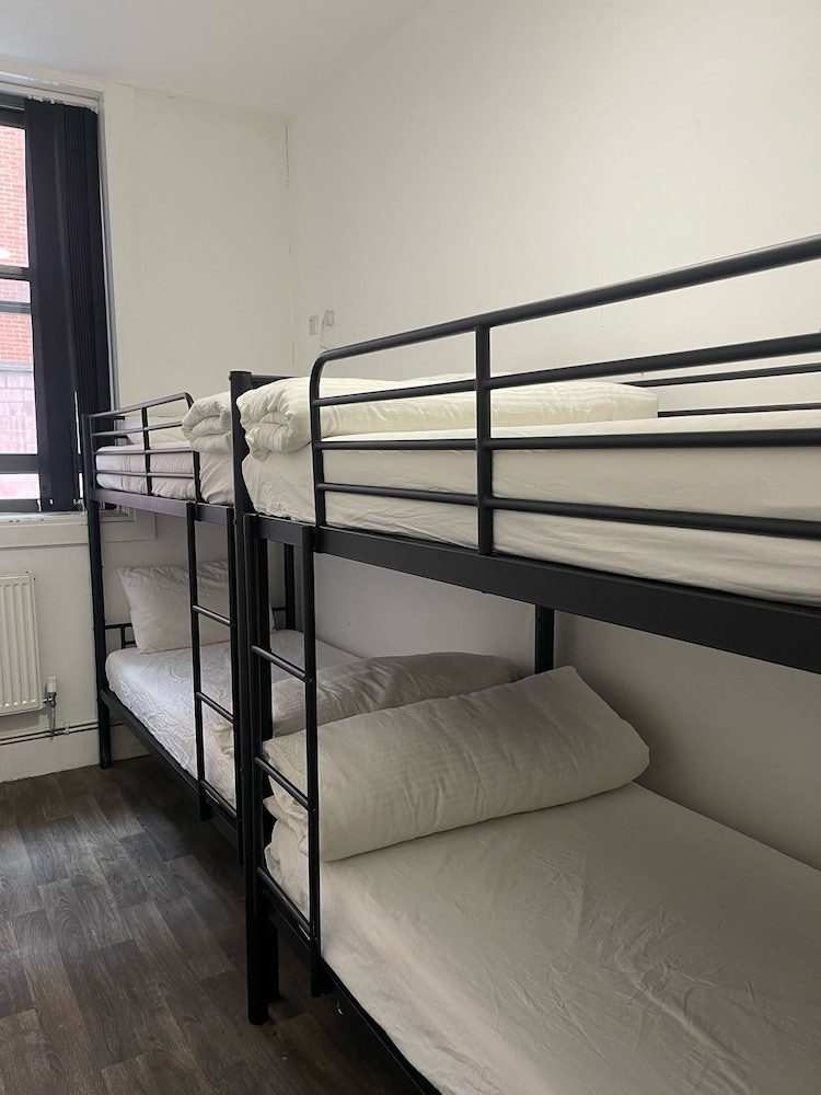 Rahman Hostel - Manchester