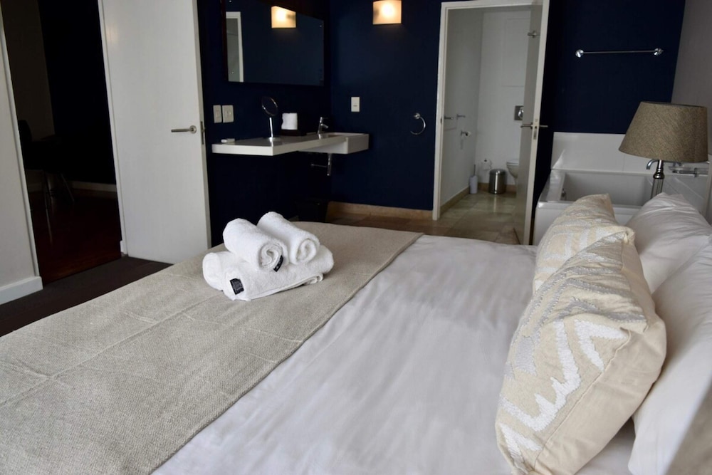 Stunning Modern Apartment in the Heart of Holborn