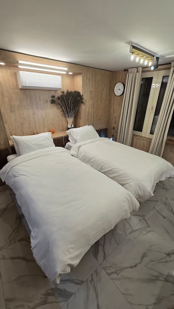 Luxury Boutique Property