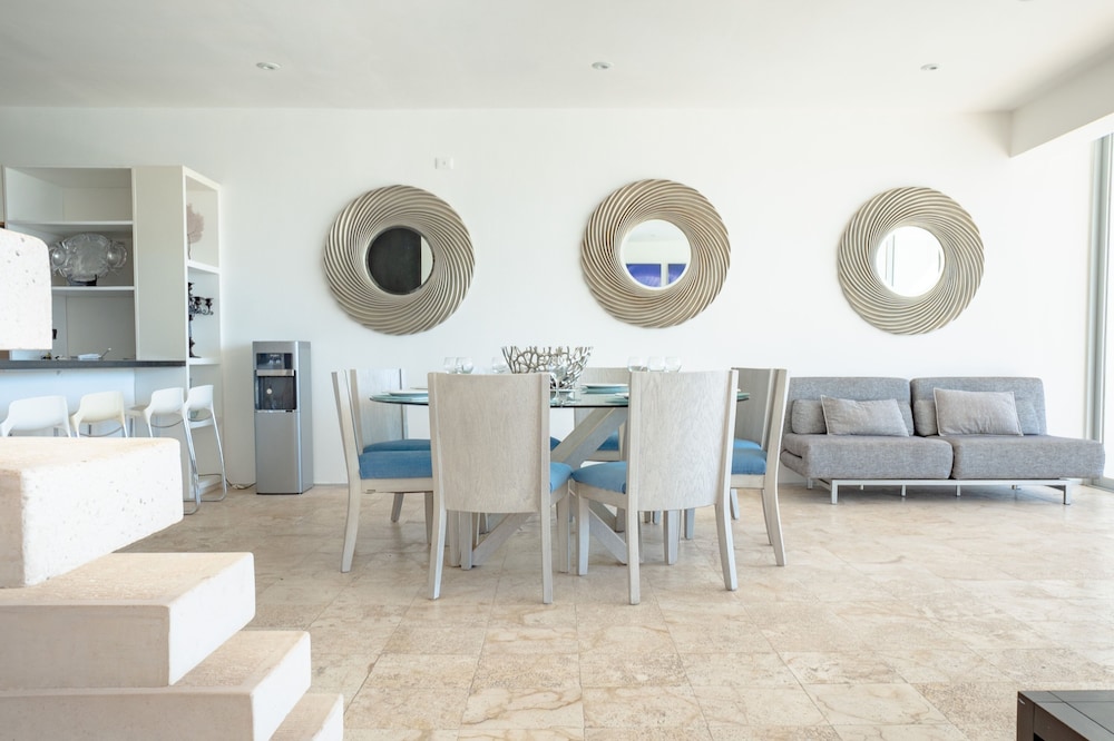 Magia Playa Penthouse 2d 3 Bedroom Condo