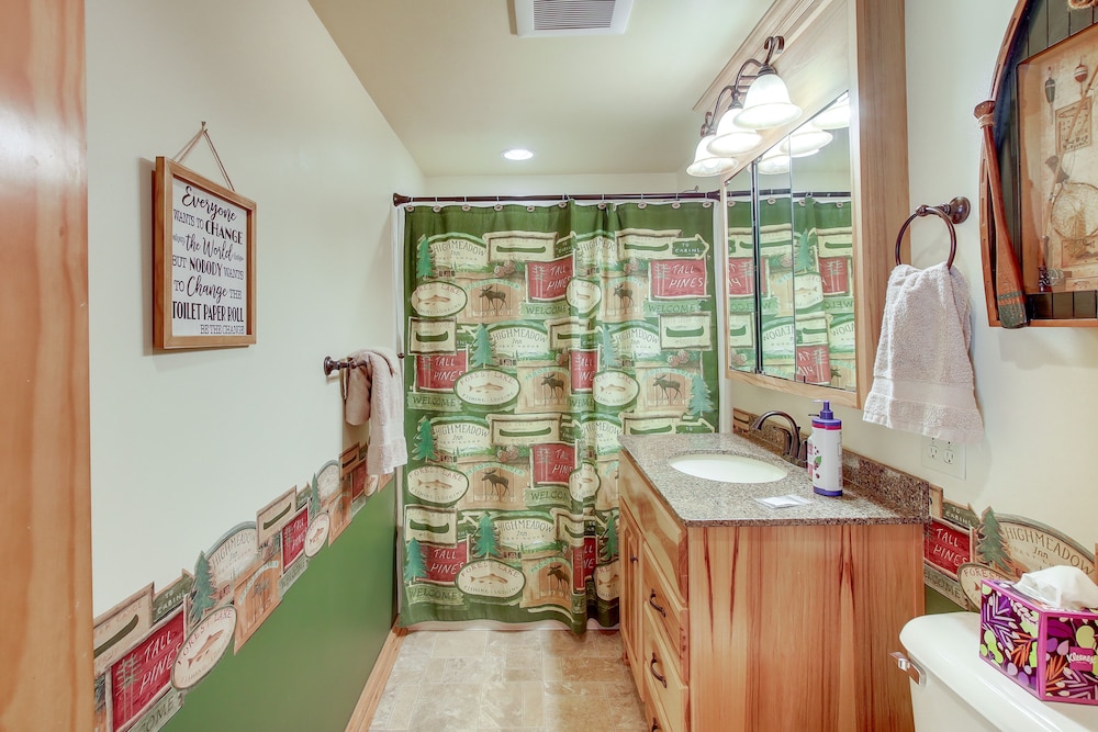 Shawano Vacation Rental: Close to Main Street! view 5