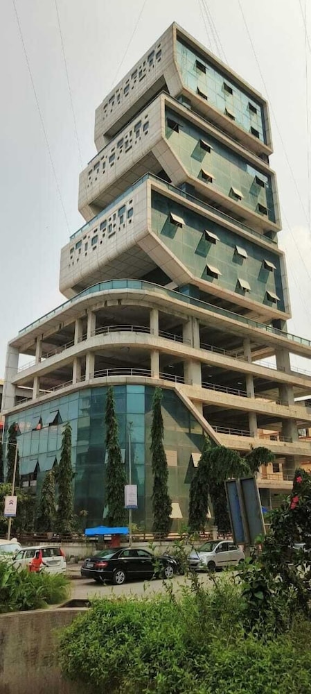 Hotel Mumbai House - Vashi Navi Mumbai