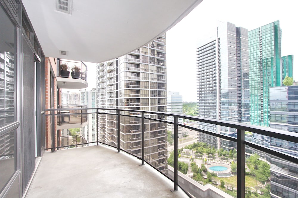 Pelicanstay at Yonge & Sheppard North York-2