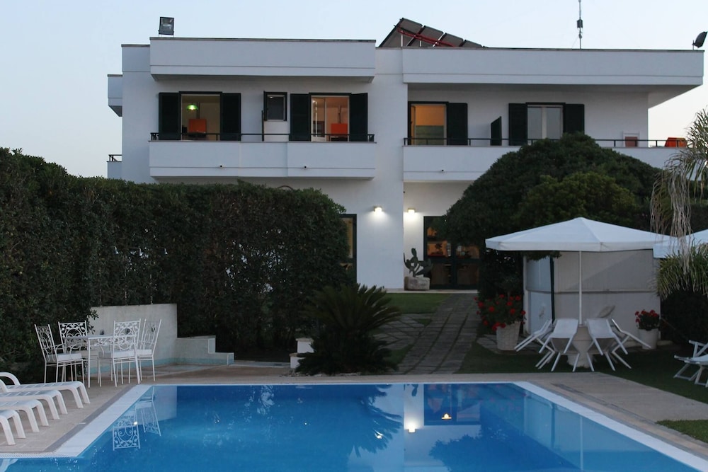 Photo 47