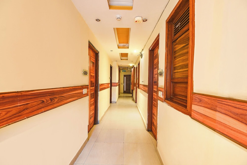 Fabhotel Atithi